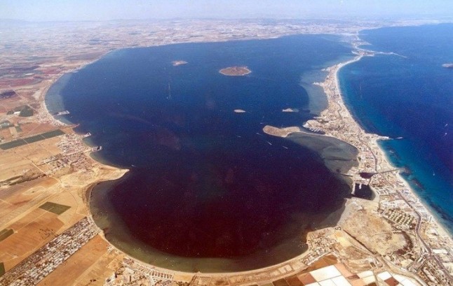 La agricultura ilegal de regadío crece exponencialmente en el entorno del Mar Menor