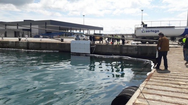 Exigen medidas disuasorias para impedir que se produzcan vertidos de combustible en los puertos de Baleares