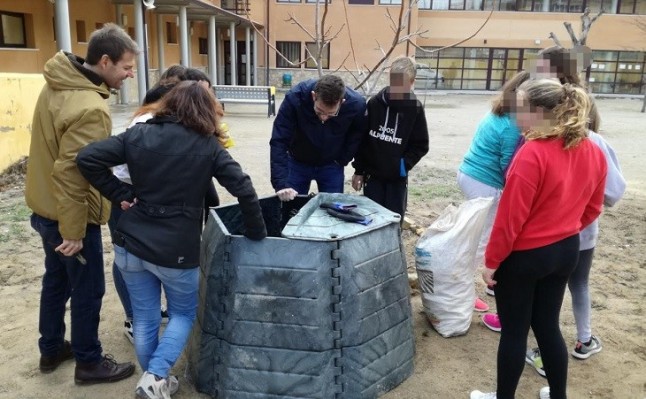 El Consorcio Valencia Interior enseña a compostar en casa para reducir residuos