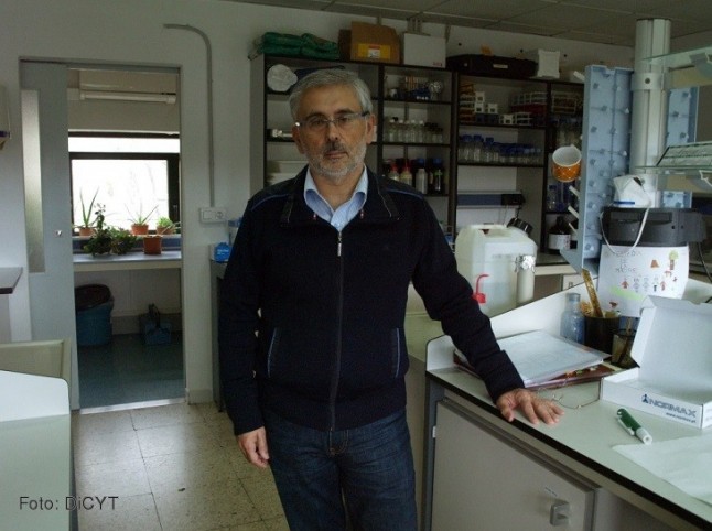 “La clave de la vida en la Tierra son los microorganismos