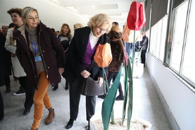Manuela Carmena inundará los edificios municipales con plantas y flores