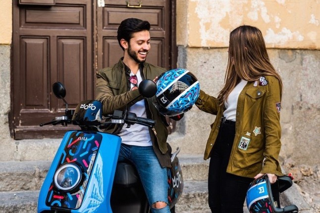 Movo desembarca en Madrid con su servicio de motos eléctricas por minutos