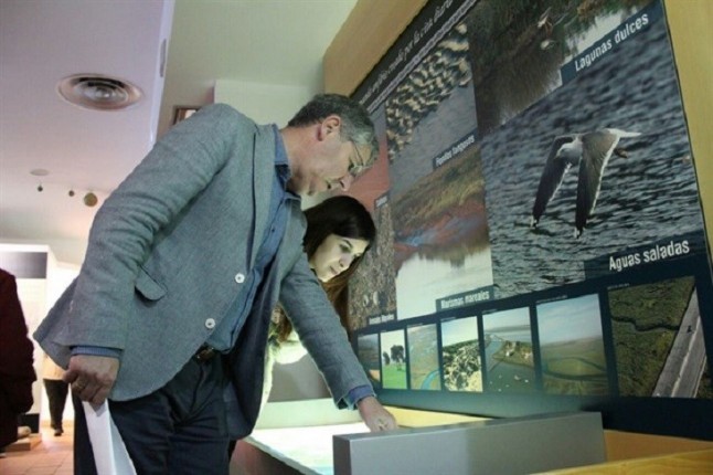 Una exposición a cuenta de la protección de las Marismas del Odiel