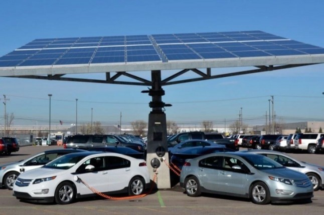 Mitsubishi tendrá una red de 200 concesionarios con energía solar en 2020