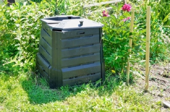 Sogama entrega 55 nuevos compostadores domésticos en Ourense