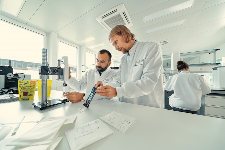 Nestlé reducirá notablemente plásticos vírgenes para 2025