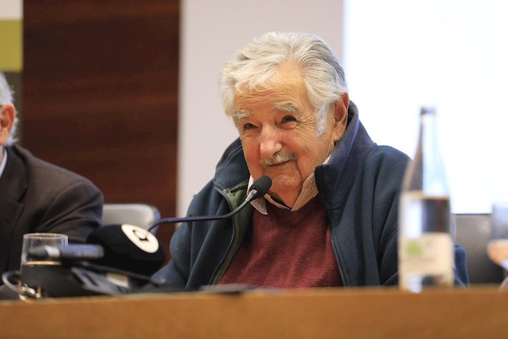 Mujica advierte sobre un posible "holocausto ecológico" pero cree que "hay esperanza si socialmente nos comprometemos"