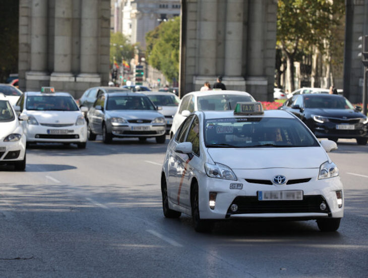 Madrid subvencionará los taxis más contaminantes