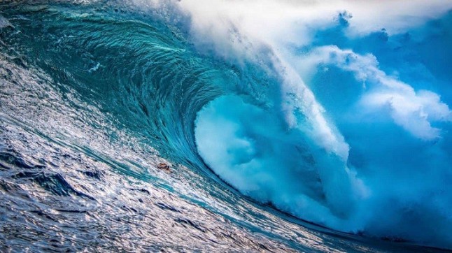 Una ola monstruosa de 23