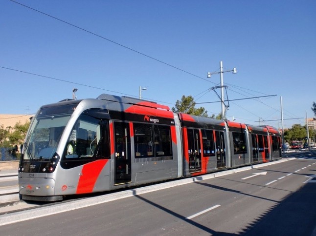 El tranvía de Zaragoza con el medio ambiente