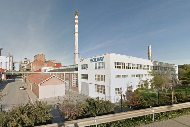 Exigen a Solvay que deje de quemar carbón