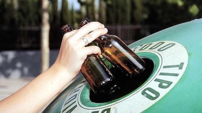 Cádiz arranca una campaña de refuerzo de la recogida selectiva de vidrio