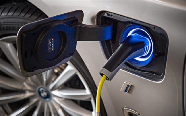 España elimina la figura del gestor de carga para impulsar el coche eléctrico