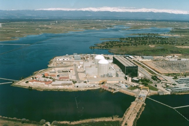 Extremadura aceptara el cierre de Almaraz si se invierte en energías renovables