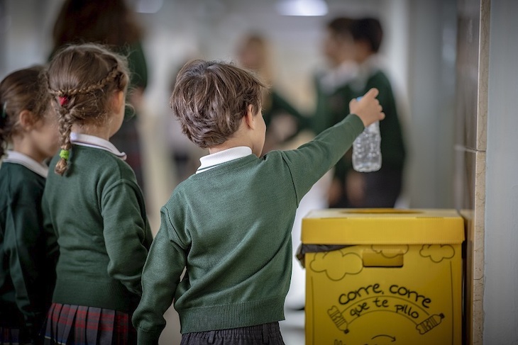 Escuela de Docentes Naturaliza para profesores de primaria impulsada por ECOEMBES