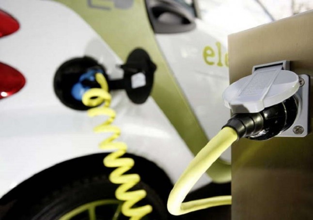 La Asociación de Constructores Europeos de Automóviles (ACEA) crea miedo y confusión sobre el coche eléctrico