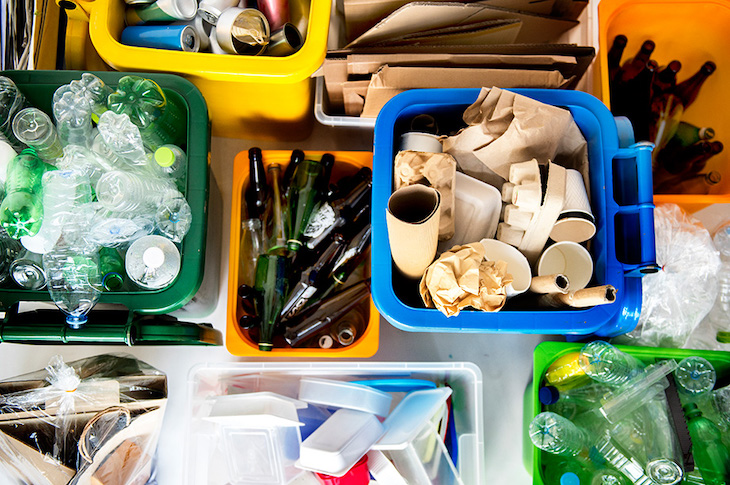 Sevilla implementa contenedores en isletas que permiten la recogida de materiales biodegradables