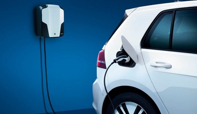Consiguen abaratar el precio de las recargas de los coches eléctricos