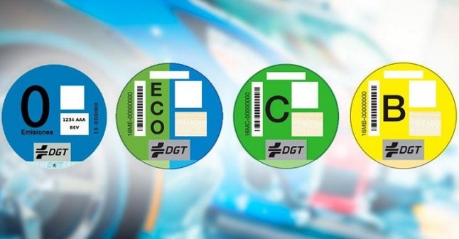 La mitad de los españoles no conoce el distintivo medioambiental de su vehículo