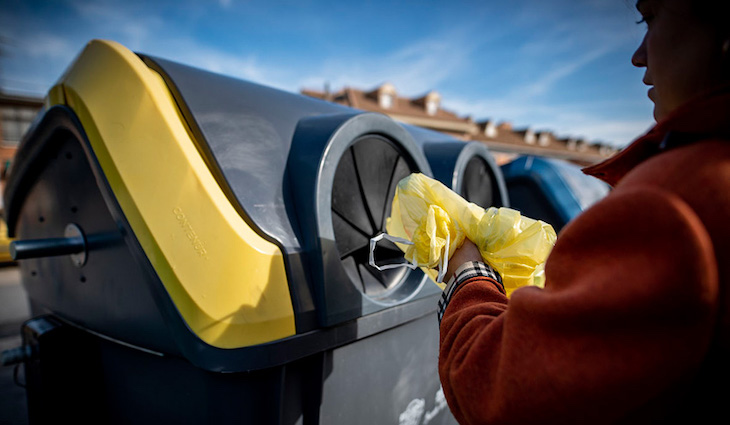 COVID-19. El reciclaje en el contenedor amarillo se ‘dispara’