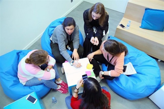 Indra reúne a varias universitarias con ideas revolucionarias para el medioambiente