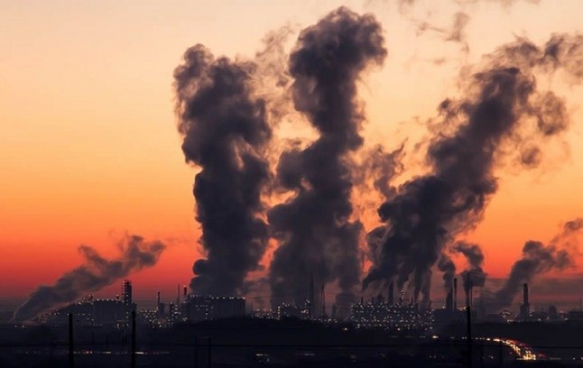 Tres de cada diez españoles tendrán una enfermedad crónica debida a la degradación medioambiental