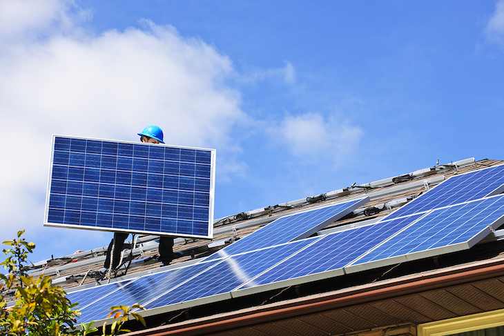 Instalar paneles solares en casa es una ‘magnífica idea’