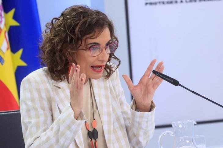 Polémica a cuenta de la ley del litoral catalán