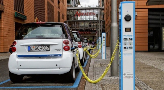 Los coches eléctricos en España se multiplicarán exponencialmente