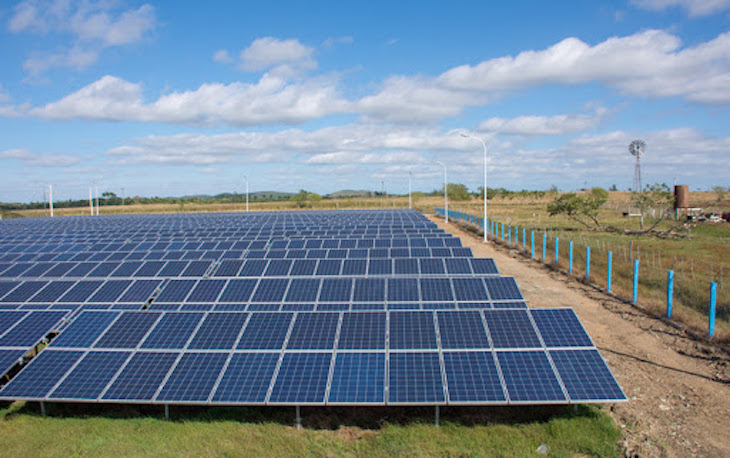 Endesa ‘inmersa’ en el parque solar de 50 MW en la central de Andorra (Teruel)