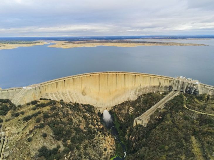Los embalses españoles al 66