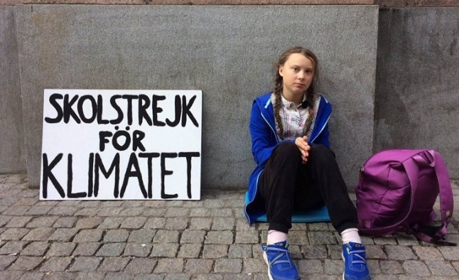 La activista ambiental Greta Thunberg pide votar en las europeas