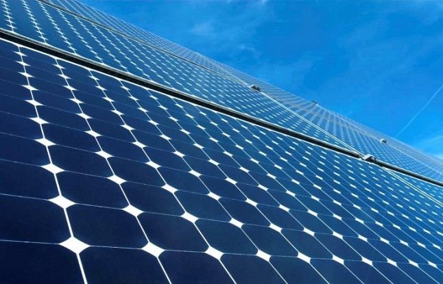 Cosentino proyecta una central para generar 20 megavatios de energía para autoconsumo de su parque industrial