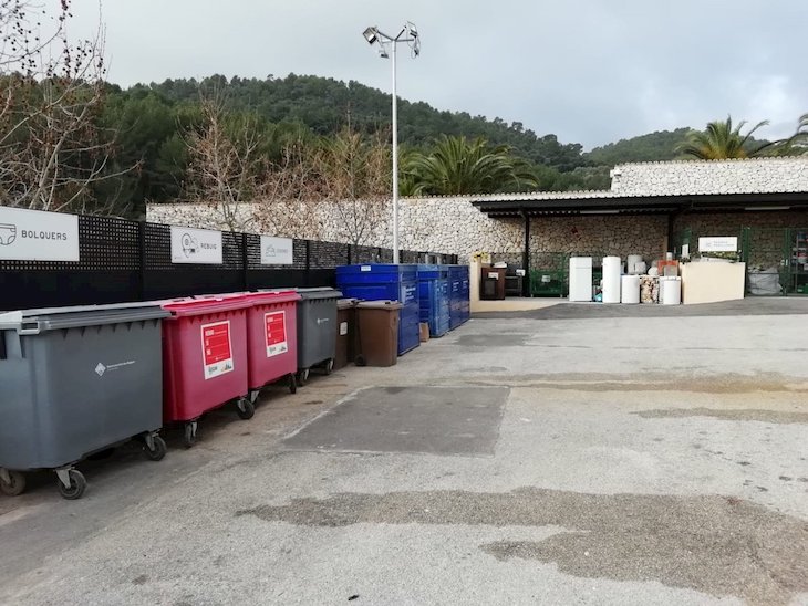 Baleares recomienda a los ayuntamientos el cierre de los puntos verdes durante el estado de alarma