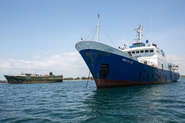 Un conocido barco pesquero furtivo de merluza negra detenido en Liberia