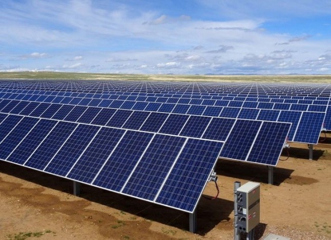 Unieléctrica construirá su primera planta fotovoltaica en Murcia por 40 millones de euros
