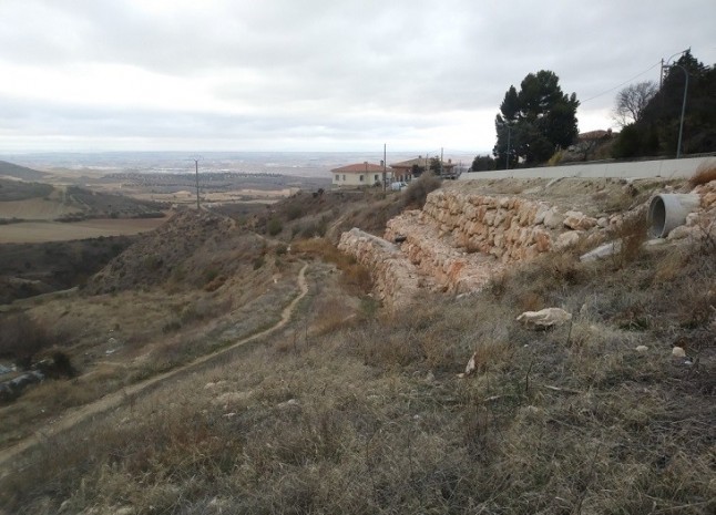 Un colector de aguas residuales se convierte en una amenaza en Los Santos de la Humosa