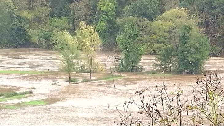 Actuación conjunta para reducir el riesgo de inundaciones en el núcleo urbano de Arriondas (Asturias)