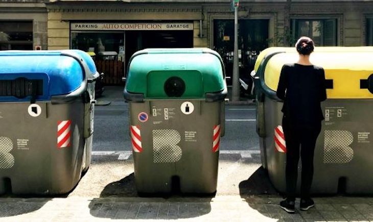 La recogida de residuos comerciales en Barcelona baja un 80% por el cierre de comercios