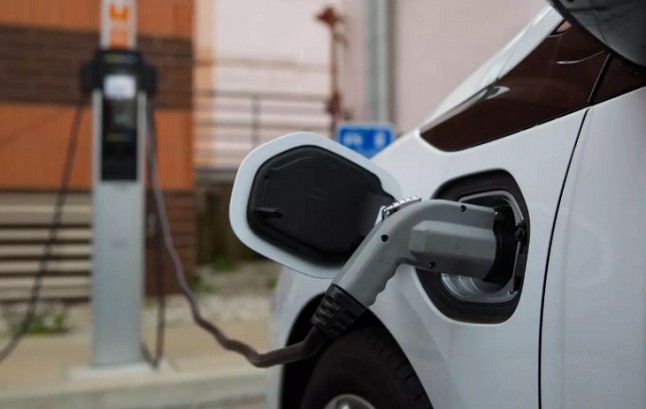 España necesita duplicar su capacidad eléctrica para que el 10% del parque automovilístico sea eléctrico