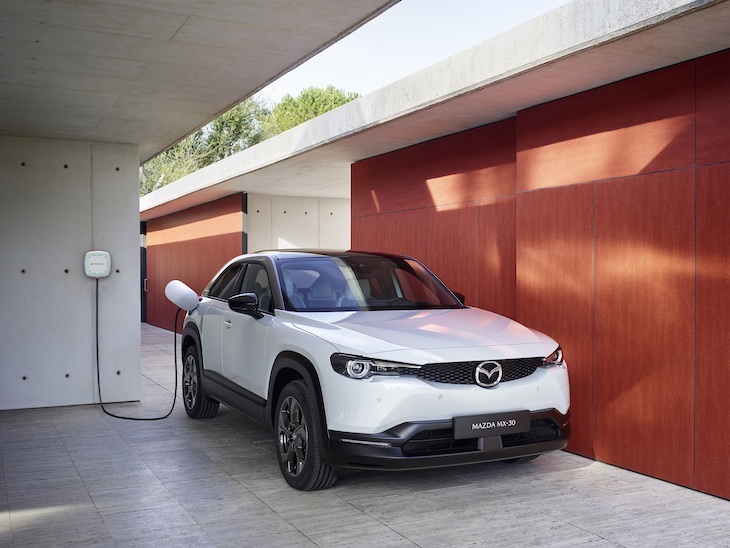 Iberdrola y Mazda. ‘alianza’ para impulsar la movilidad eléctrica con el Mazda MX-30