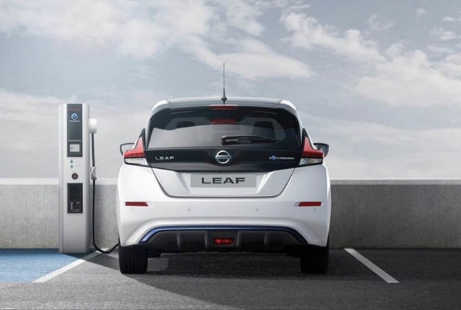 Nissan instalará en España 100 puntos de carga rápida