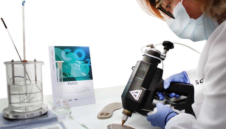 Proyecto ECOGLUE II. Adhesivos procedentes de fuentes renovables para los sectores del calzado