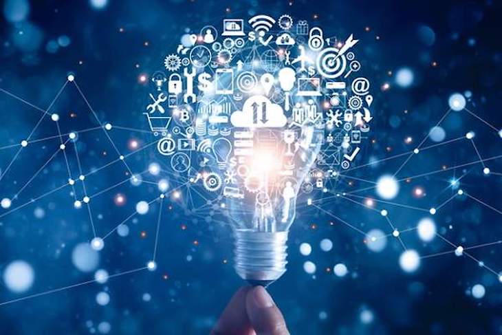 Este Gobierno está legislando para las compañías de telecomunicaciones