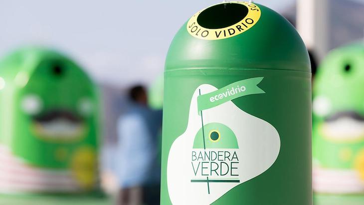 La recogida selectiva de vidrio a través del contenedor verde ‘al alza’ en Euskadi en 2019