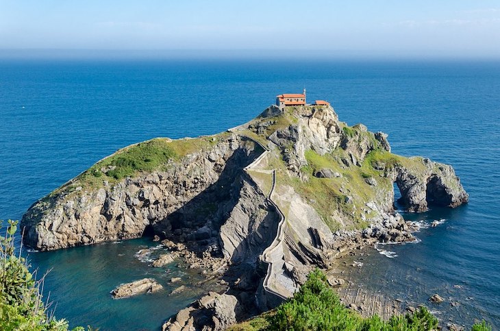 Gobierno Vasco inicia el proceso de declaración de San Juan de Gaztelugatxe como Bien Cultural de Protección Especial