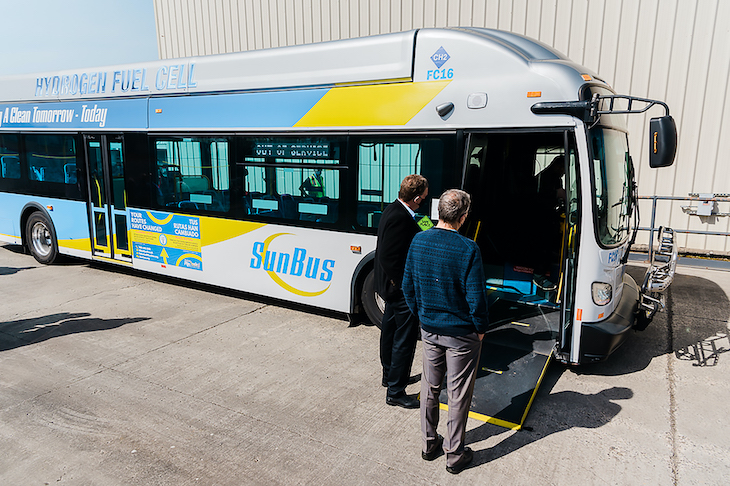 Air Products y New Flyer organizan un tour por cinco ciudades del Estado de Washington para mostrar los beneficios del autobús de hidrógeno