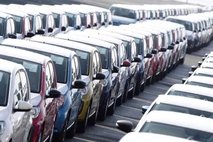 Euskadi ‘al revés del mundo’ ofrece hasta los 2.000 euros en ayudas del Plan Renove al diésel y gasolina