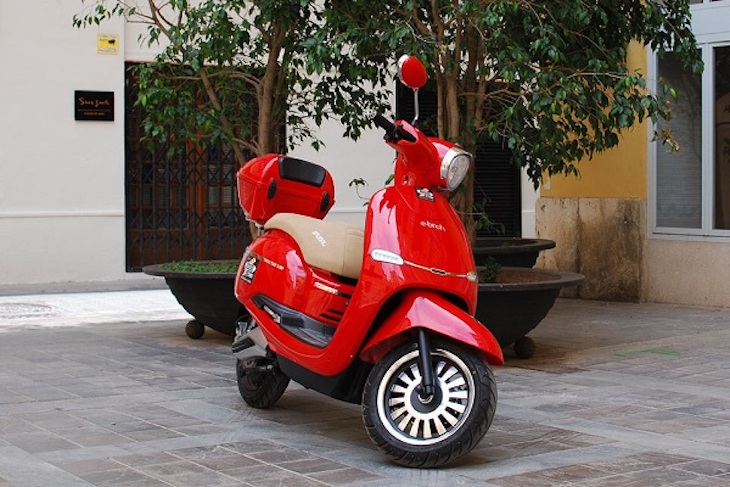 Ebroh presenta su nuevo scooter eléctrico Veracruz