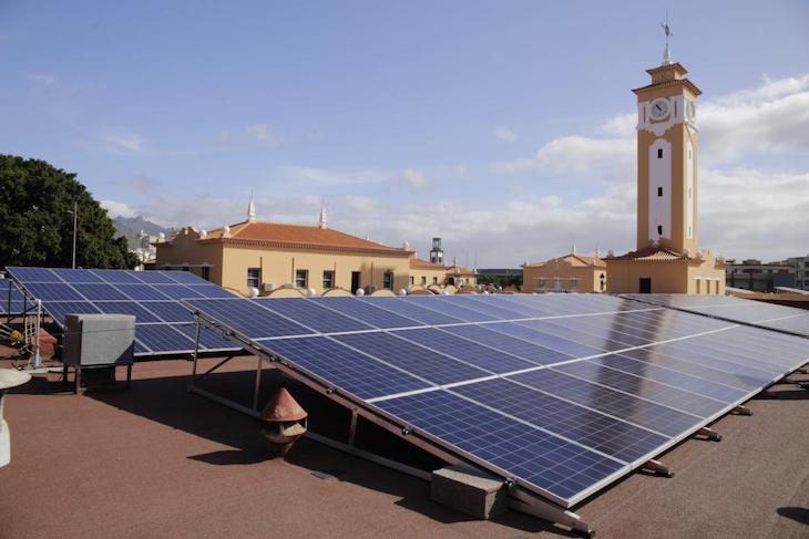La Recova de Santa Cruz de Tenerife instala paneles solares